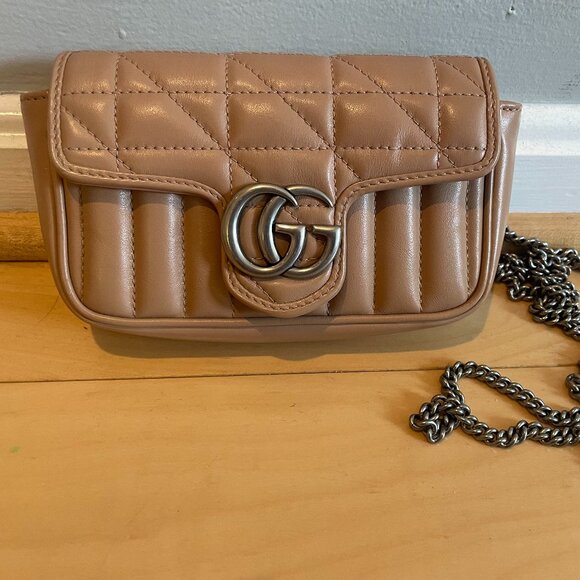 EUC Gucci GG Marmont super mini bag (taupe) - Picture 1 of 4